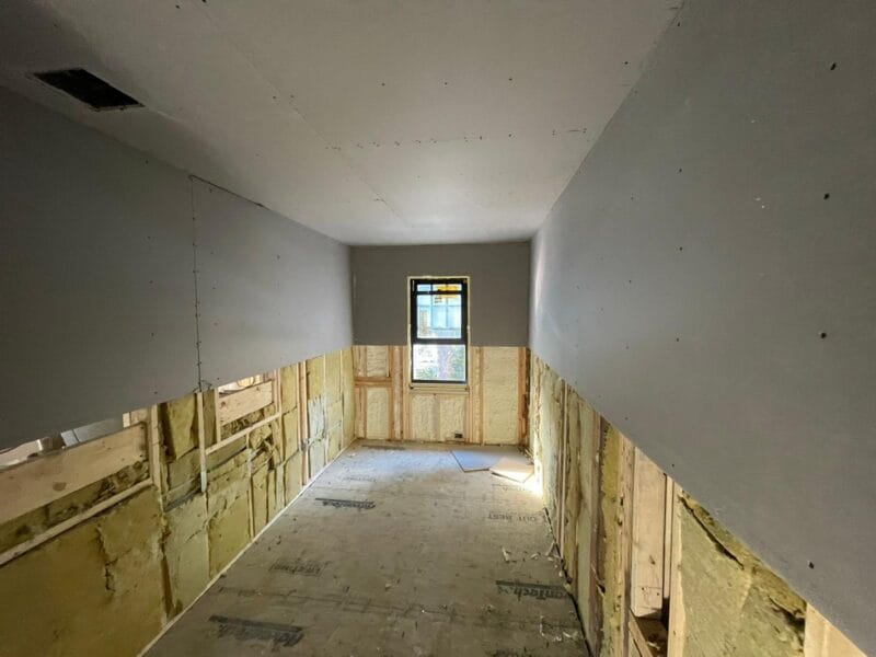 Advantages and Disadvantages of Popcorn Ceilings